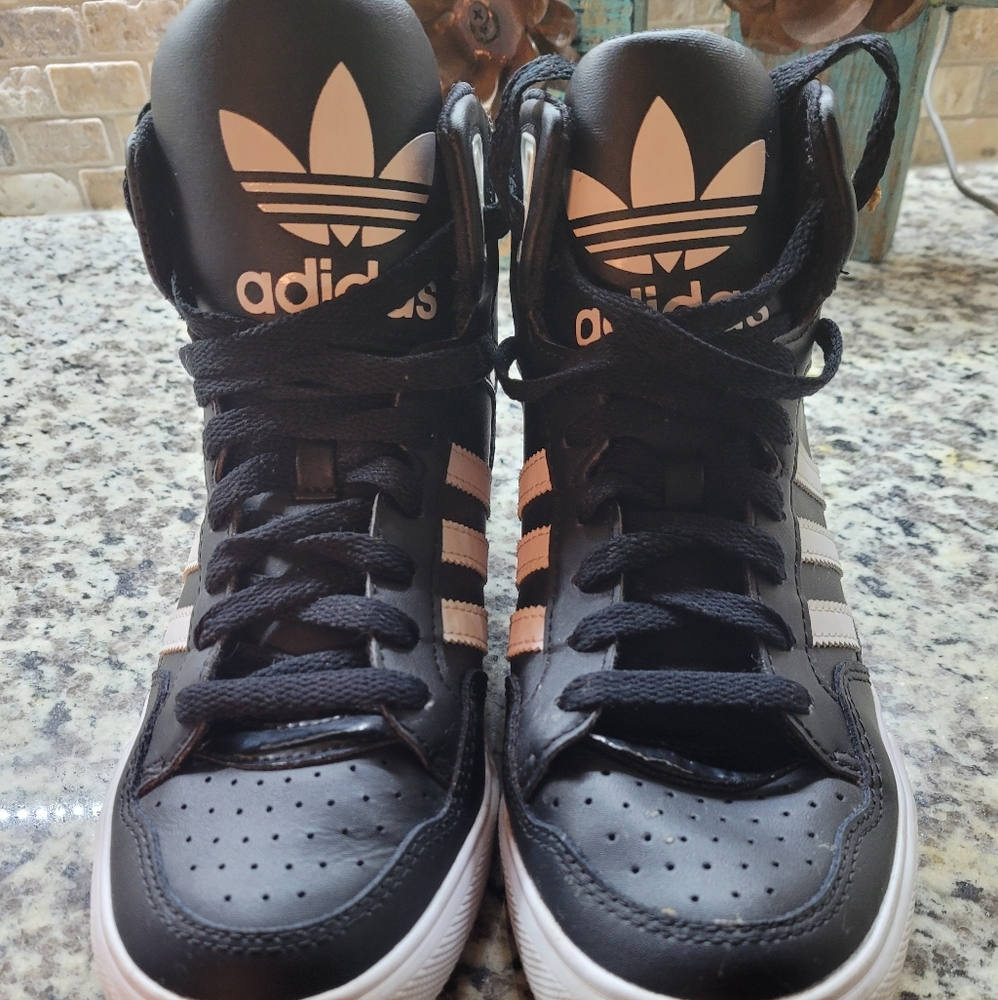 AWESOME ADIDAS HIGH TOPS!!!